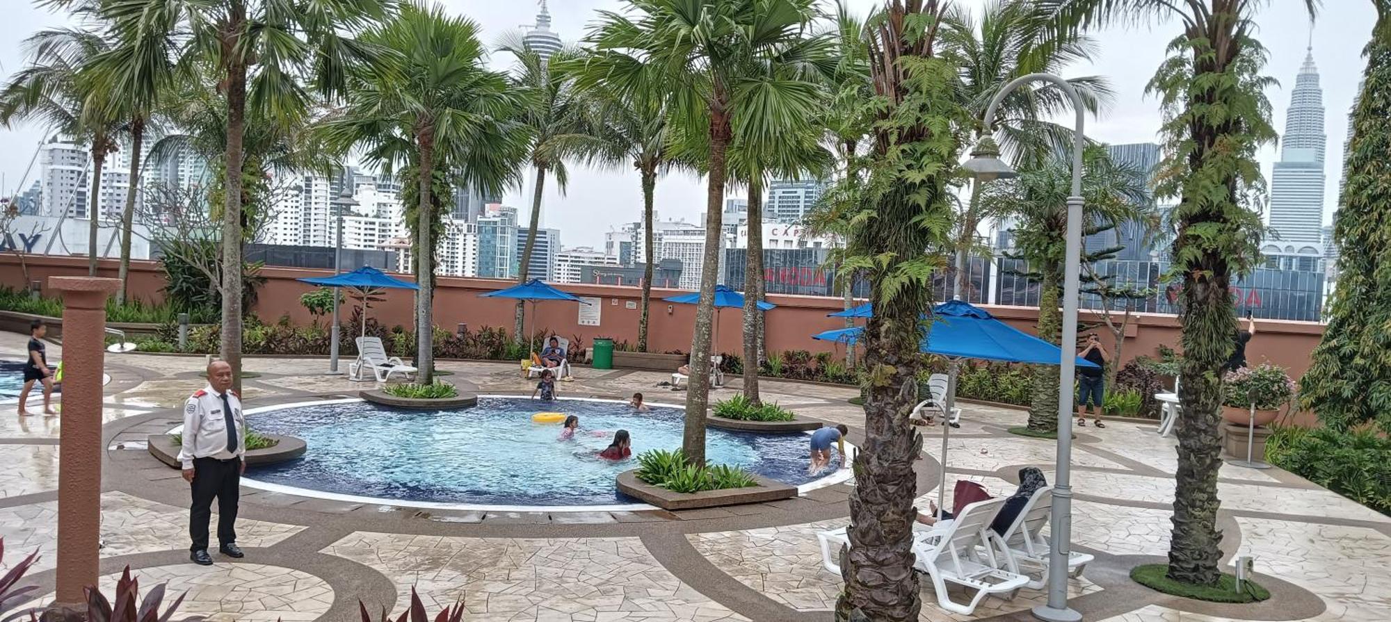 Kl Berjaya Times Square Service Apartment Kuala Lumpur Zewnętrze zdjęcie